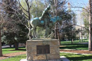 Carson City NV DISCOUNT REALTOR statue