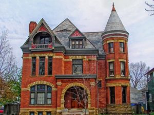 Fort Wayne IN DISCOUNT REALTOR historic home