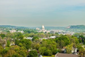 Little Rock AR DISCOUNT REALTOR city skyline