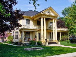 Moline Rock Island IL DISCOUNT REALTOR historic home